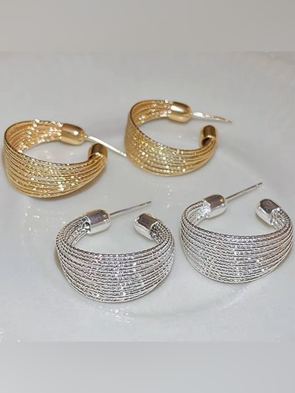 High-Quality | Exquisite Stainless Steel Gold & Silver Textured Hoop Earrings